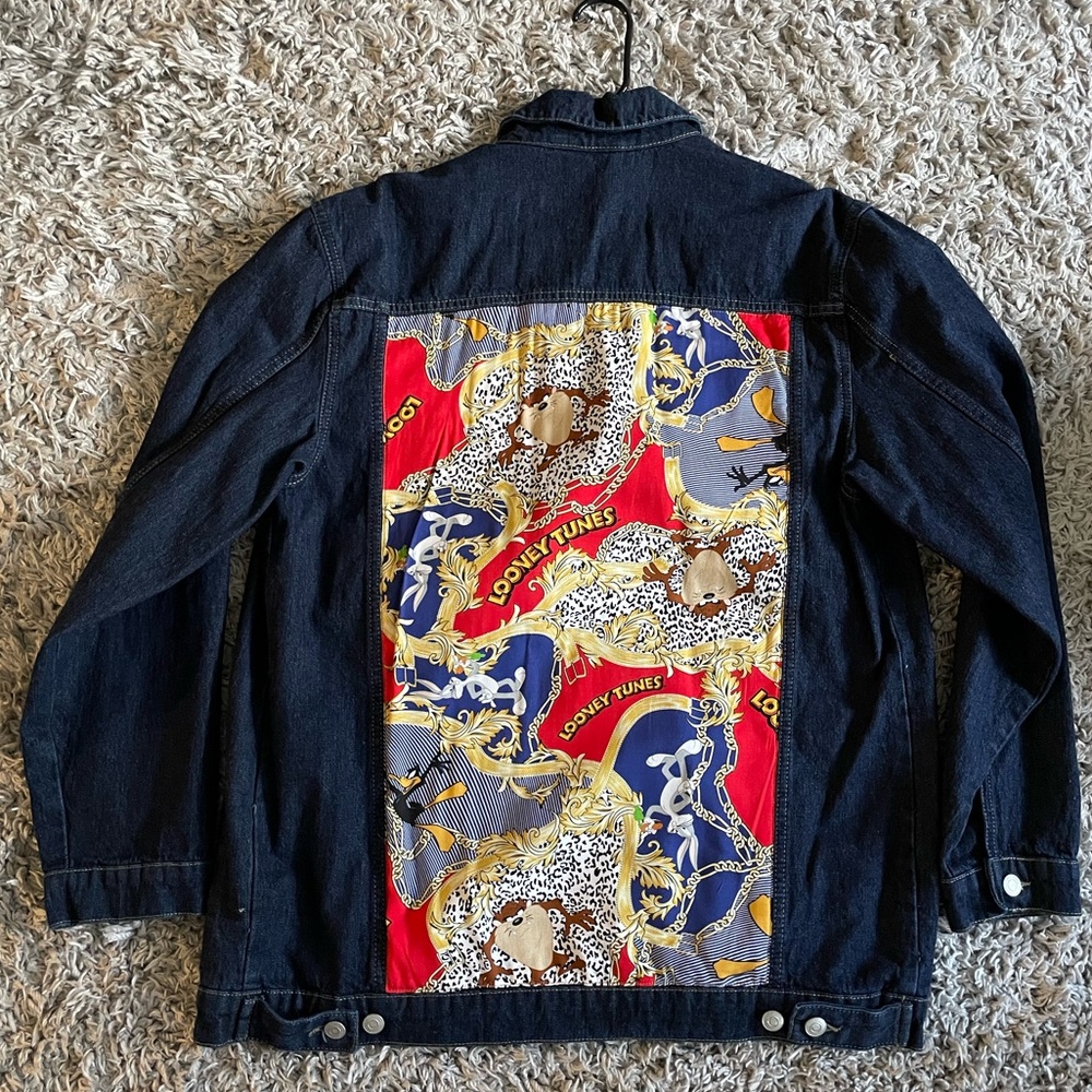 RECLAIMED VINTAGE LOONY TOONS DENIM JACKET